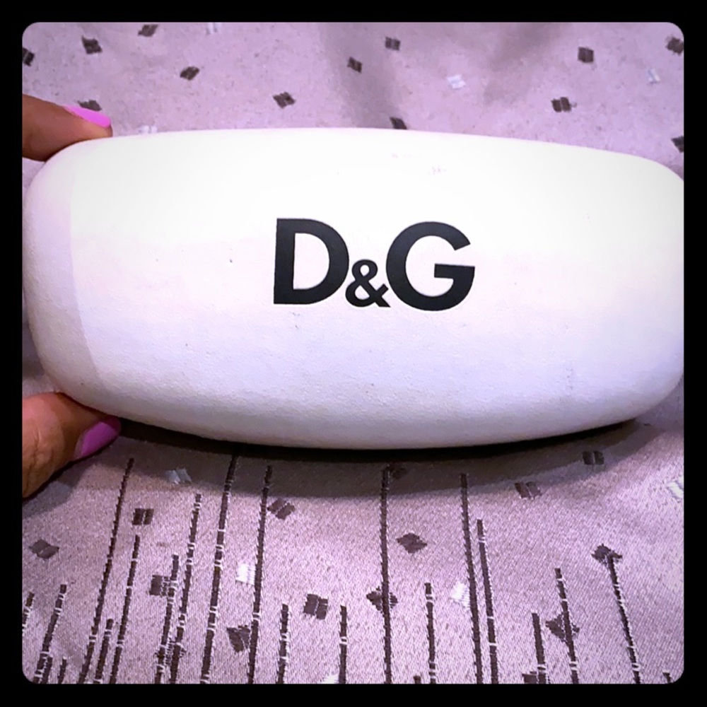 Dolce & Gabbana aviators super cute and classic